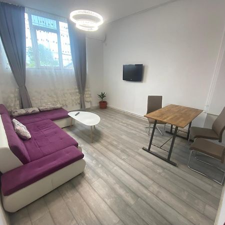 Neva Apartments Făgăraş Exterior foto